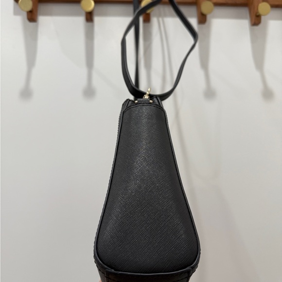 Lo & Sons Pearl Crossbody in Black - Picture 4 of 16